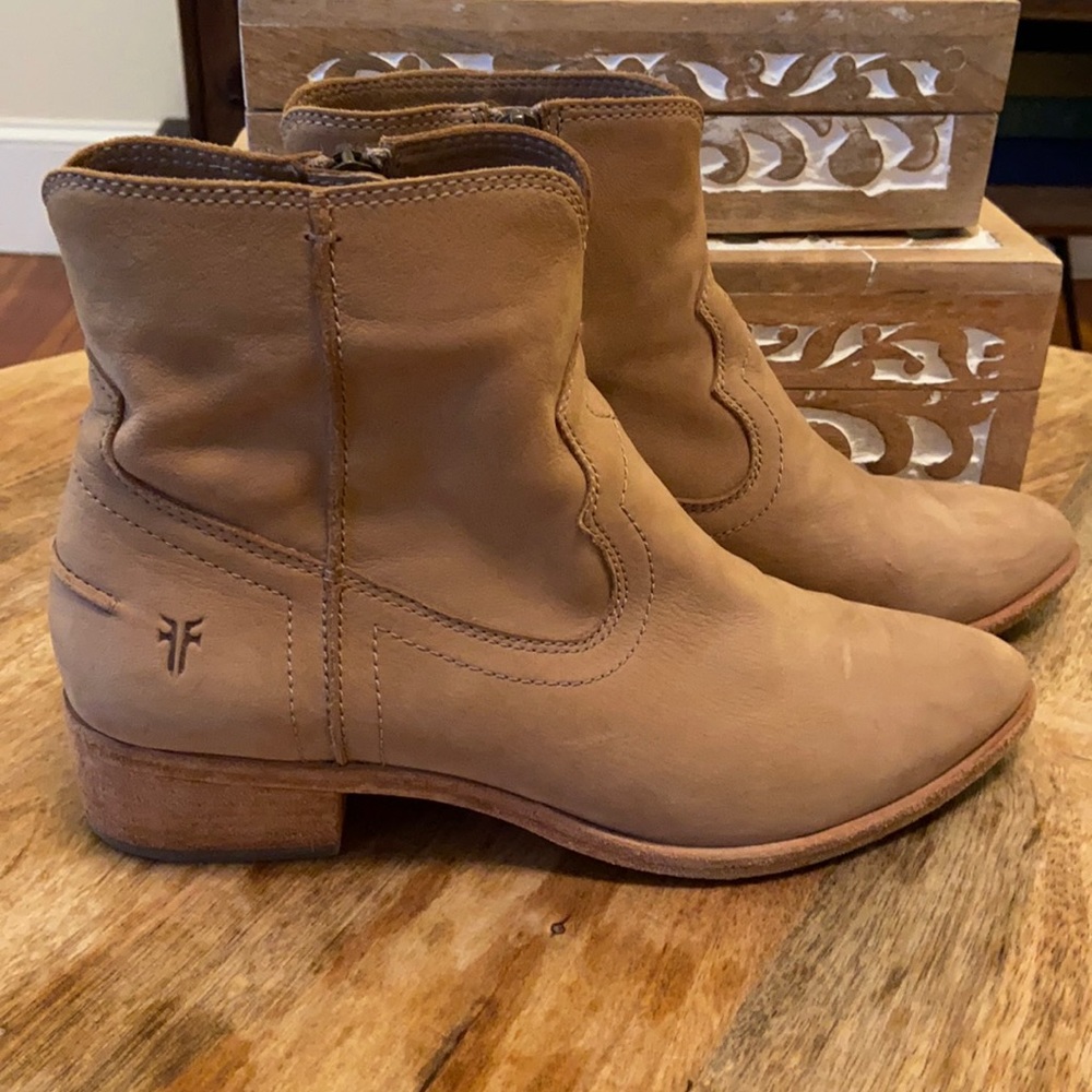 Frye Ankle Boots Size 8M